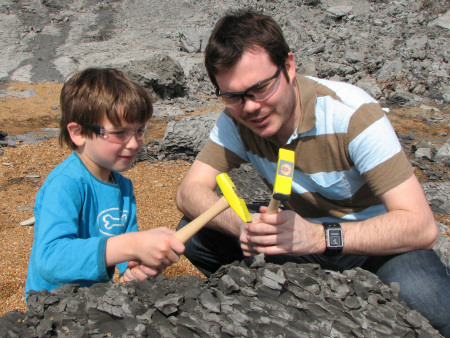 Roy Shepherd provides fossil hunting guidance at Seatown